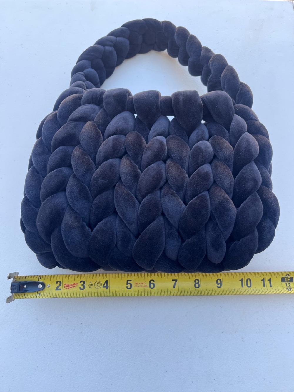 Braided Plush Shoulder Bag in black - Picture 2 of 2
